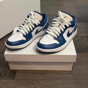 WMNS AIR JORDAN 1 LOW (BLUE)